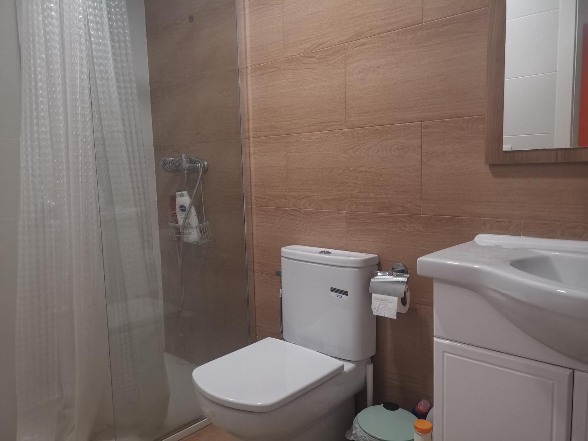 Mirador 2 Del Mercado Central - Habitacion Con Bano Privado En El Centro De La Ciudad Vella バレンシア エクステリア 写真