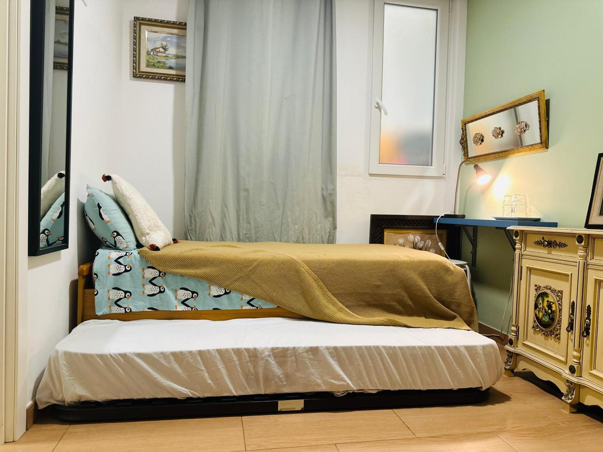 Mirador 2 Del Mercado Central - Habitacion Con Bano Privado En El Centro De La Ciudad Vella バレンシア エクステリア 写真